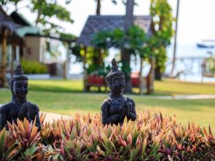 samui pier beach front resort