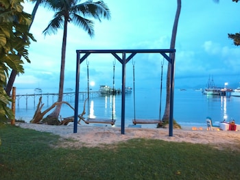 samui pier beach front resort