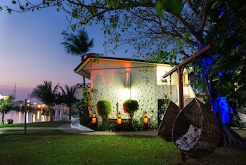 samui pier beach front resort