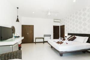 samui pier beach front resort