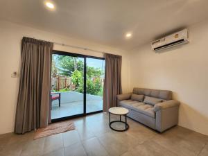 samui pier beach front resort