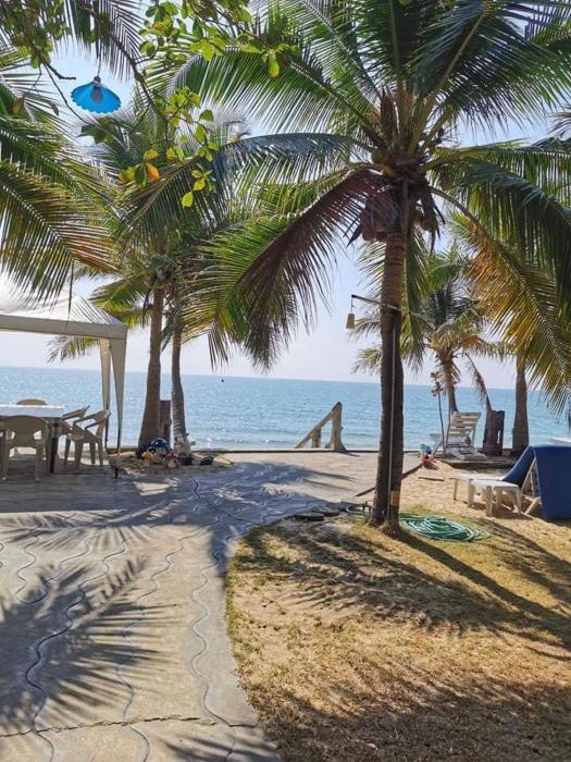 baan montra beach resort