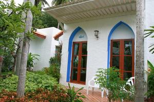 baan montra beach resort