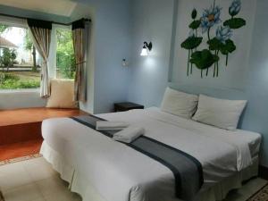 baan montra beach resort