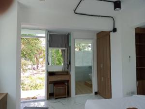 baan montra beach resort
