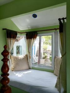 baan montra beach resort