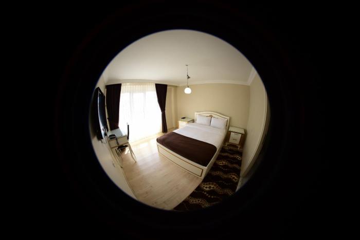 seref hotel