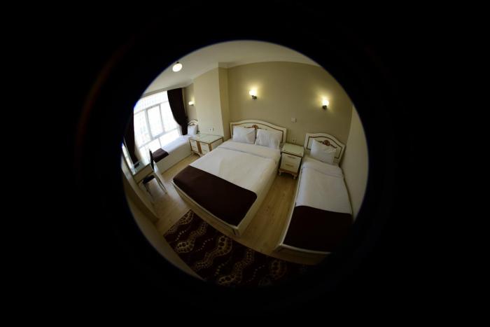 seref hotel