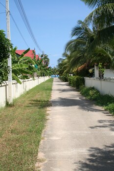 Long Beach Inn,Prachuap Khiri Khan>>Hua Hin,3 star