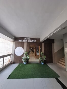 hotel kalyan palace