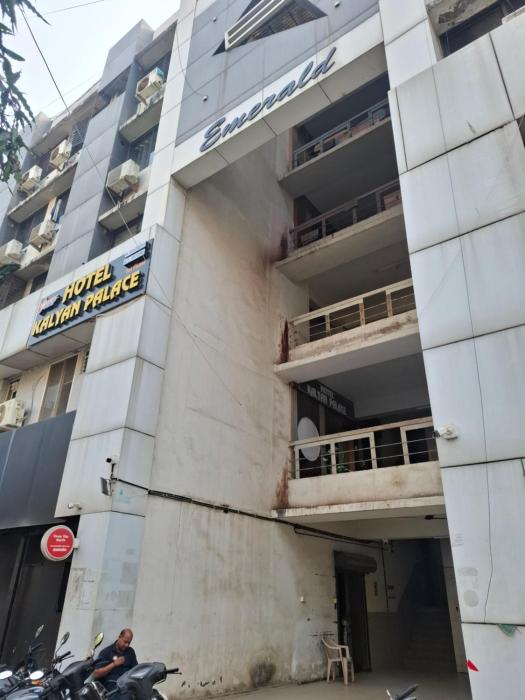 hotel kalyan palace