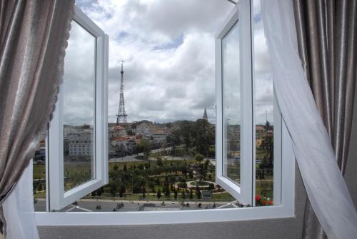 pho nui hotel