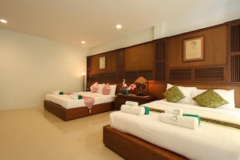 the green beach resort