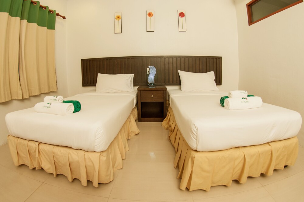the green beach resort