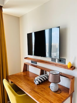 onlystay villa vista blue shapirre