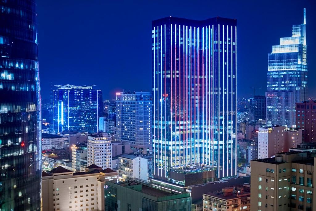 the reverie saigon residential suites