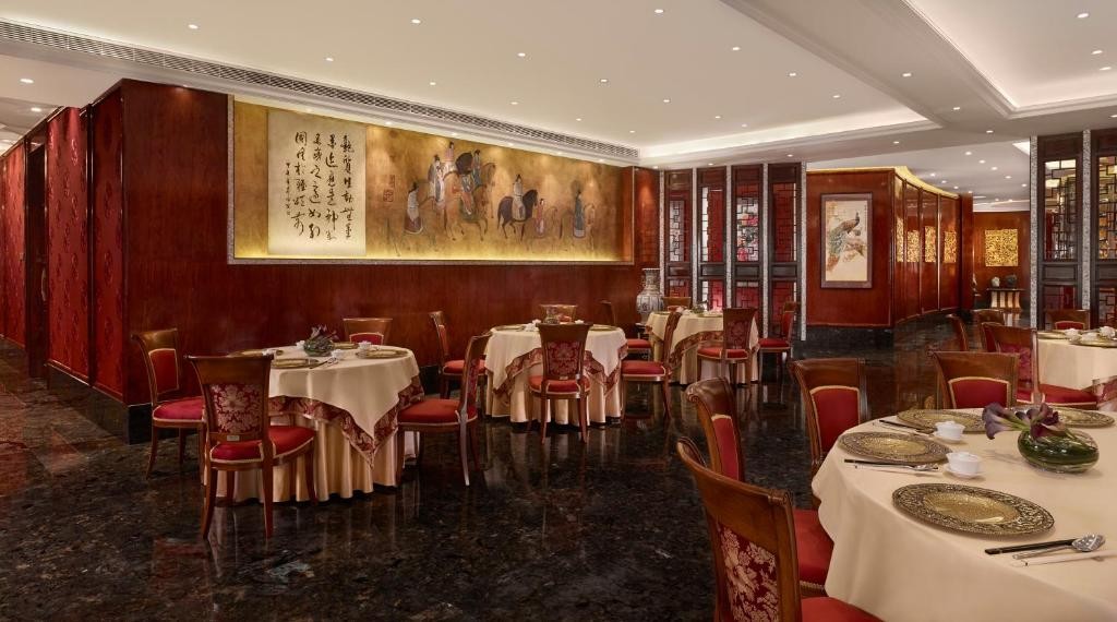 the reverie saigon residential suites