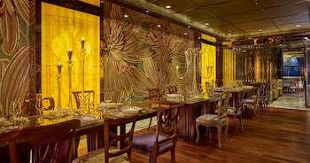 The Reverie Saigon Residential Suites,Ho Chi Minh Municipality>>Ho Chi Minh City,5 star