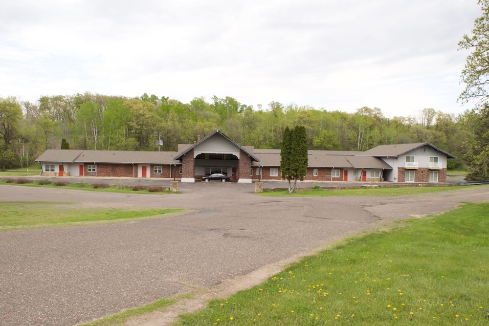amerivu inn and suites st croix falls