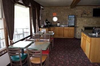 amerivu inn and suites st croix falls