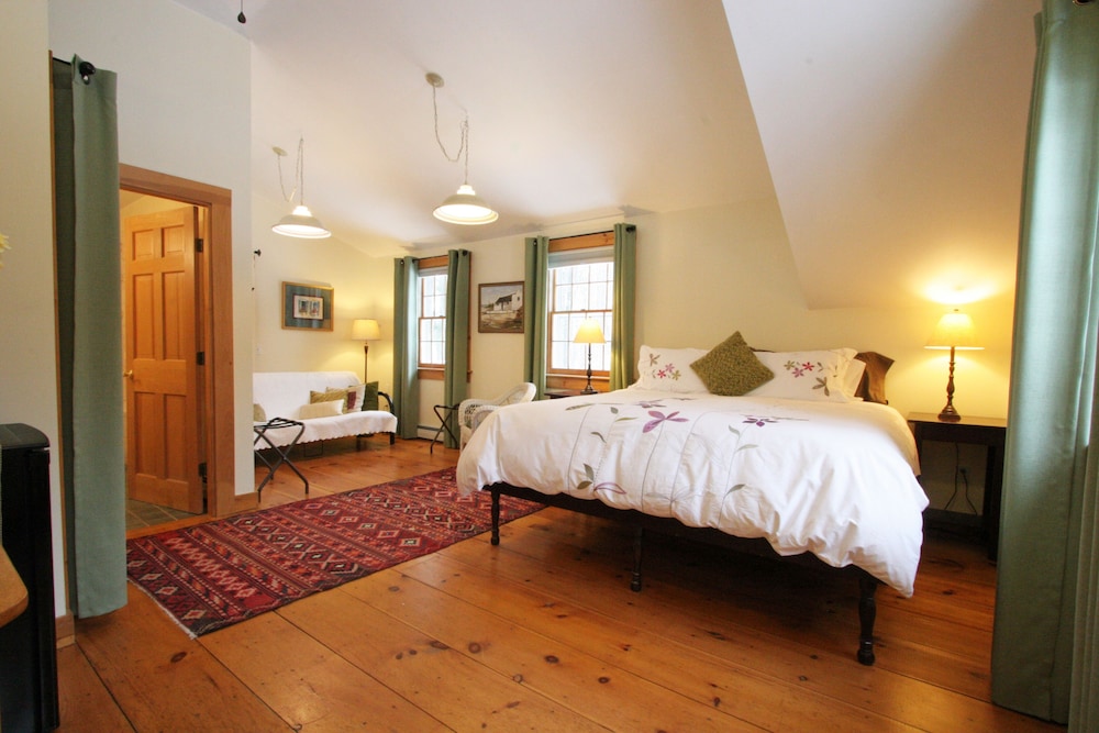 the old saco inn