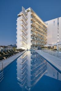 Art Series - The Watson,Medindie>>Adelaide,4 star