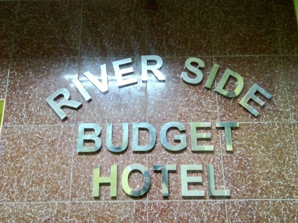 riverside hotel