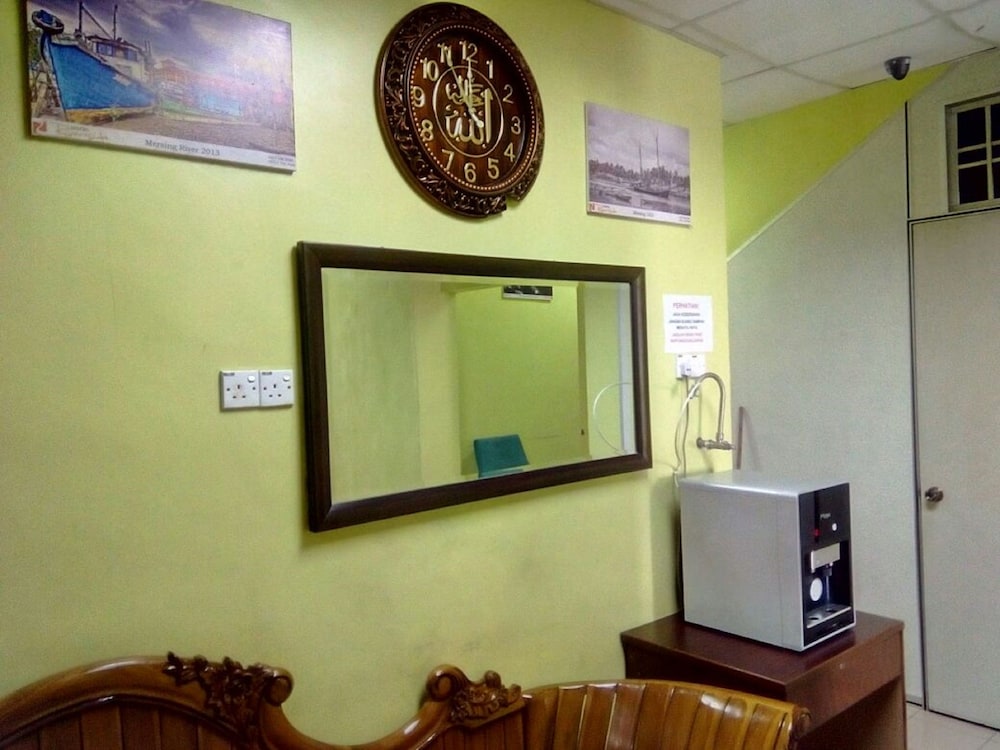 riverside hotel