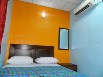 riverside hotel