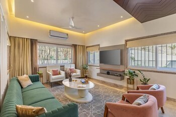Elivaas Luxe Shourya Eden 3 Bhk Villa,,3 star