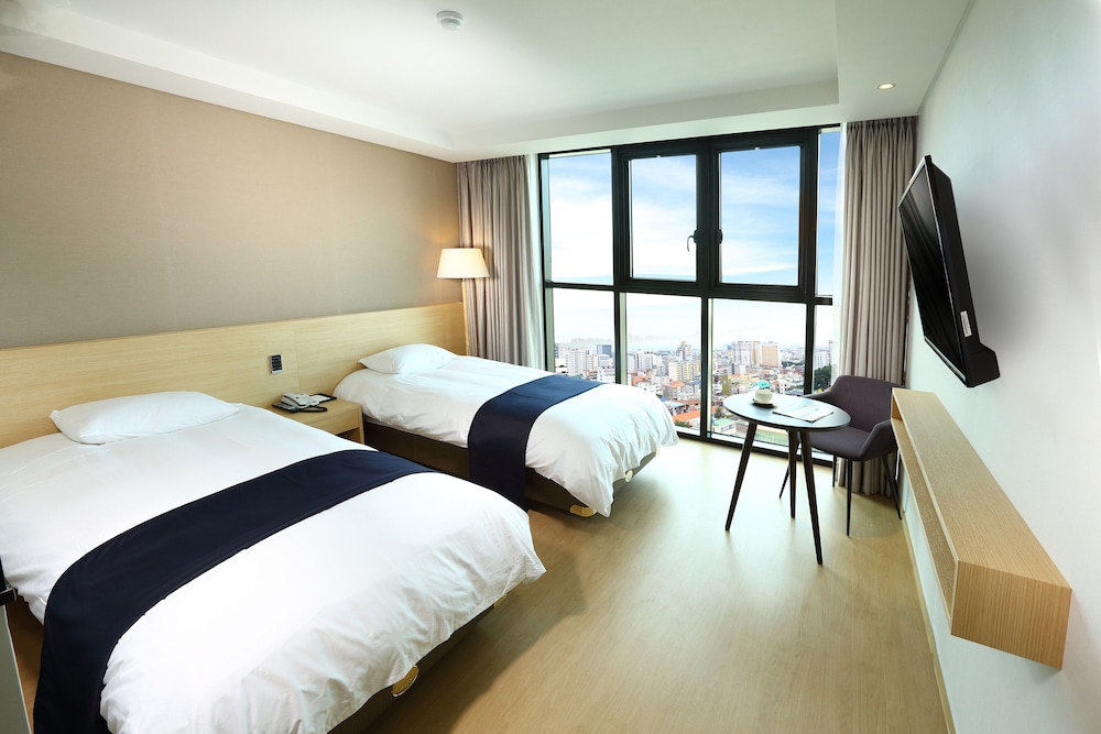 hotel the one