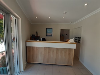 Crest Motor Inn,Capital Country>>Canberra,3 star