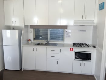 kanasta caravan park