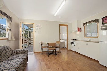 kanasta caravan park