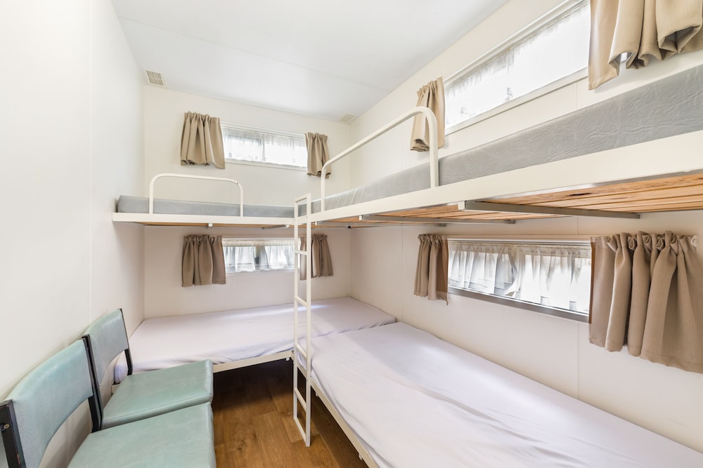 kanasta caravan park