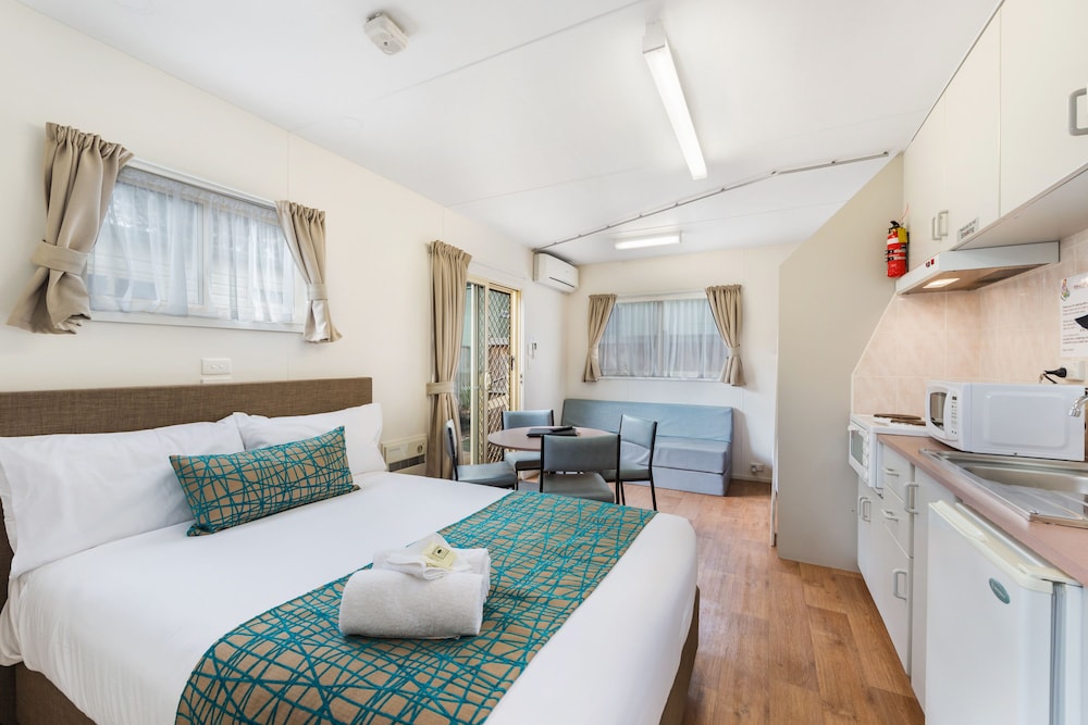 kanasta caravan park