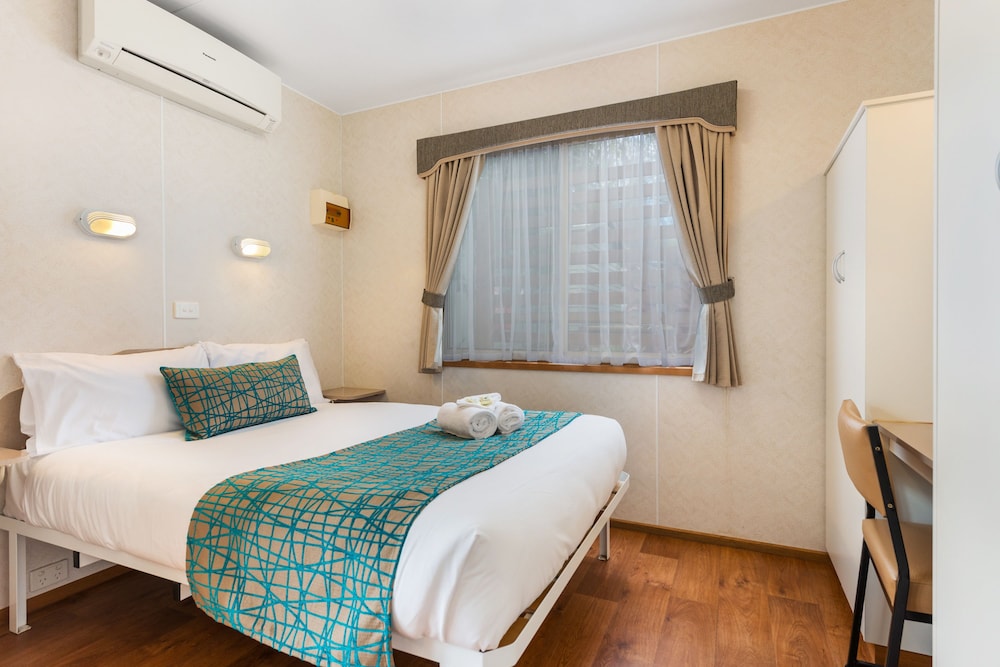 kanasta caravan park