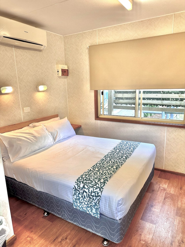 kanasta caravan park