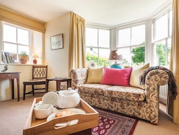 Westfield House Farm,Longhirst>>Birtley,4 star