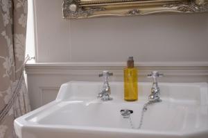 Lys-Na-Greyne (Adults Only),Aberdeenshire>>Aberdeen,5 star
