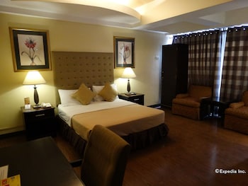 silver oaks suite hotel