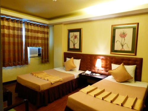 silver oaks suite hotel