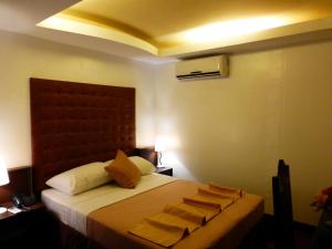 silver oaks suite hotel