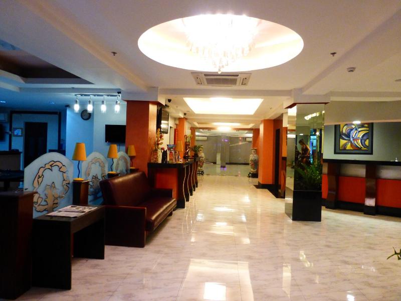 Silver Oaks Suite Hotel,Mandaluyong>>Ermita,3 star