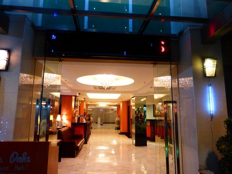 Silver Oaks Suite Hotel,Mandaluyong>>Ermita,3 star