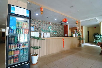 virgo batik resort teluk batik lumut