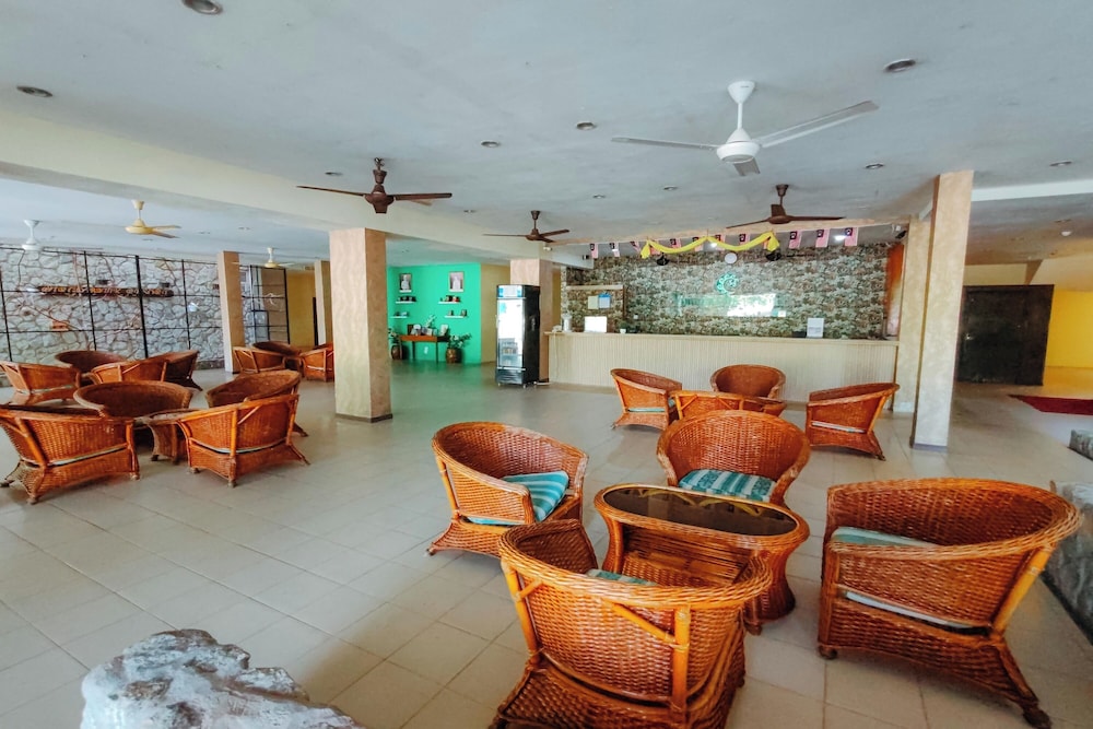 virgo batik resort teluk batik lumut