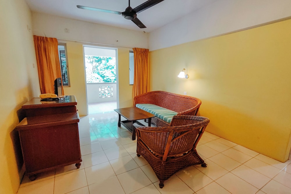 virgo batik resort teluk batik lumut