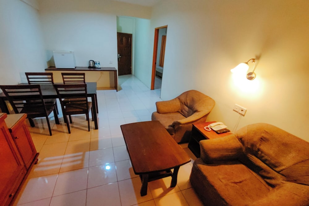 virgo batik resort teluk batik lumut