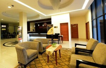 the grand puteri hotel